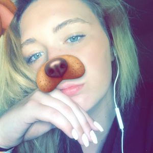 Meet your Posher, Ana